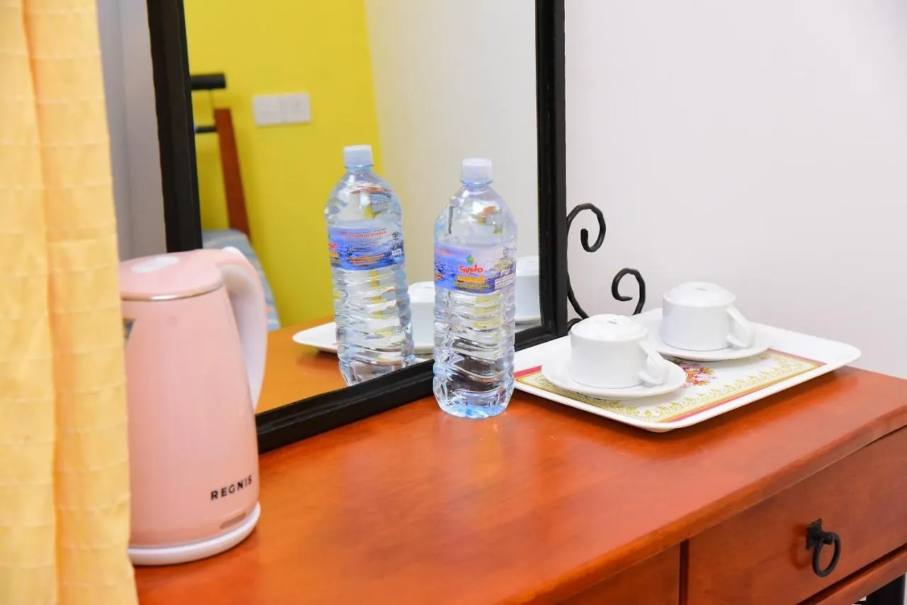 White Villa Airport Transit Hotel Katunayaka Sri Lanca